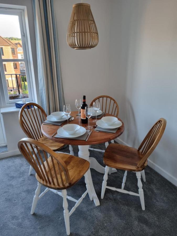 Hightide - 2 Bed With Parking, Balcony & Sea View. Leilighet Swanage Eksteriør bilde