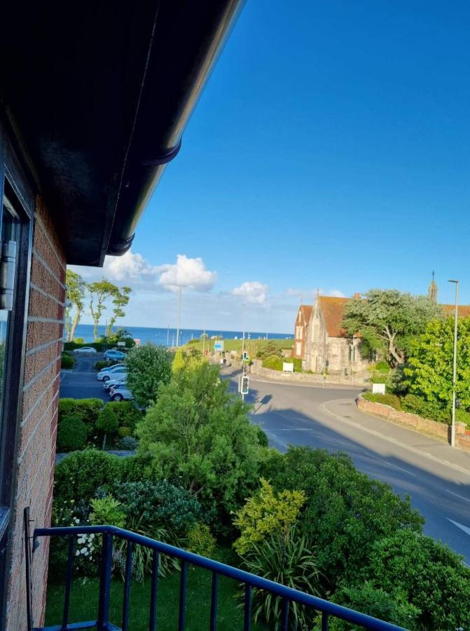 Hightide - 2 Bed With Parking, Balcony & Sea View. Leilighet Swanage Eksteriør bilde