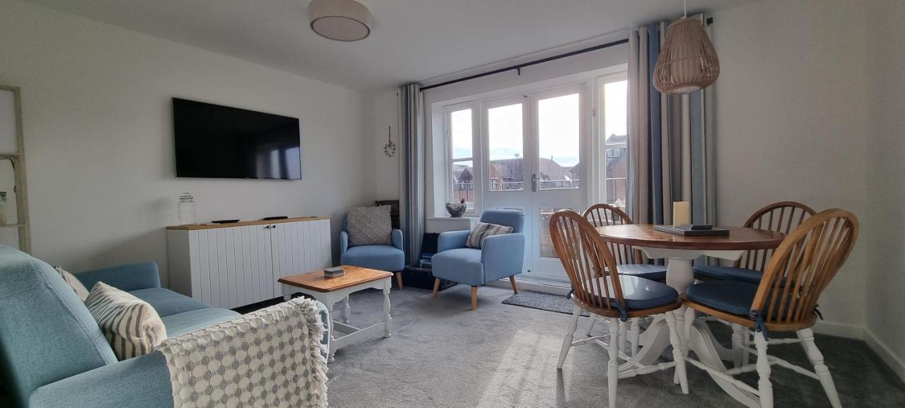 Hightide - 2 Bed With Parking, Balcony & Sea View. Leilighet Swanage Eksteriør bilde