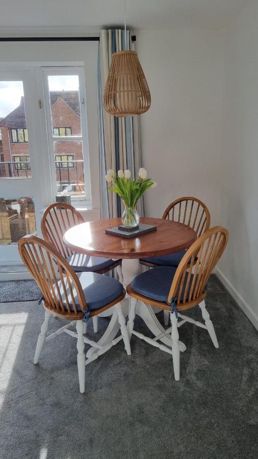 Hightide - 2 Bed With Parking, Balcony & Sea View. Leilighet Swanage Eksteriør bilde