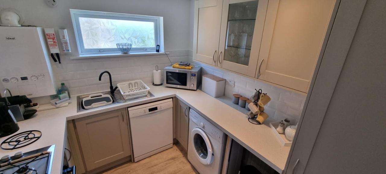 Hightide - 2 Bed With Parking, Balcony & Sea View. Leilighet Swanage Eksteriør bilde