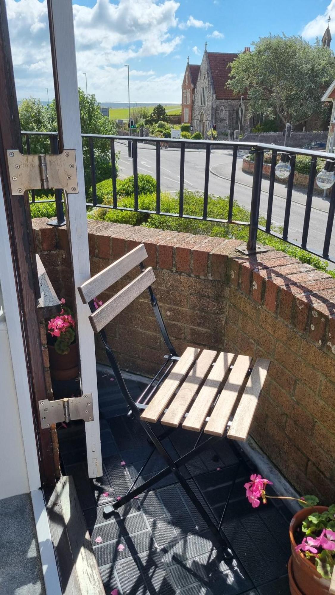 Hightide - 2 Bed With Parking, Balcony & Sea View. Leilighet Swanage Eksteriør bilde
